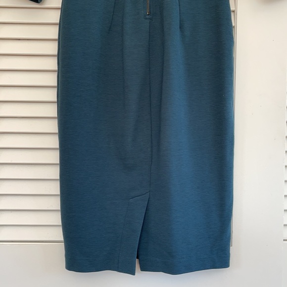 Classic Boden Dress - Picture 8 of 16